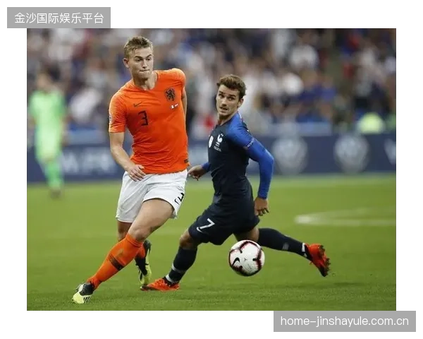 尤文狂揽五球：从“狂人”到“球王”的传奇之旅
